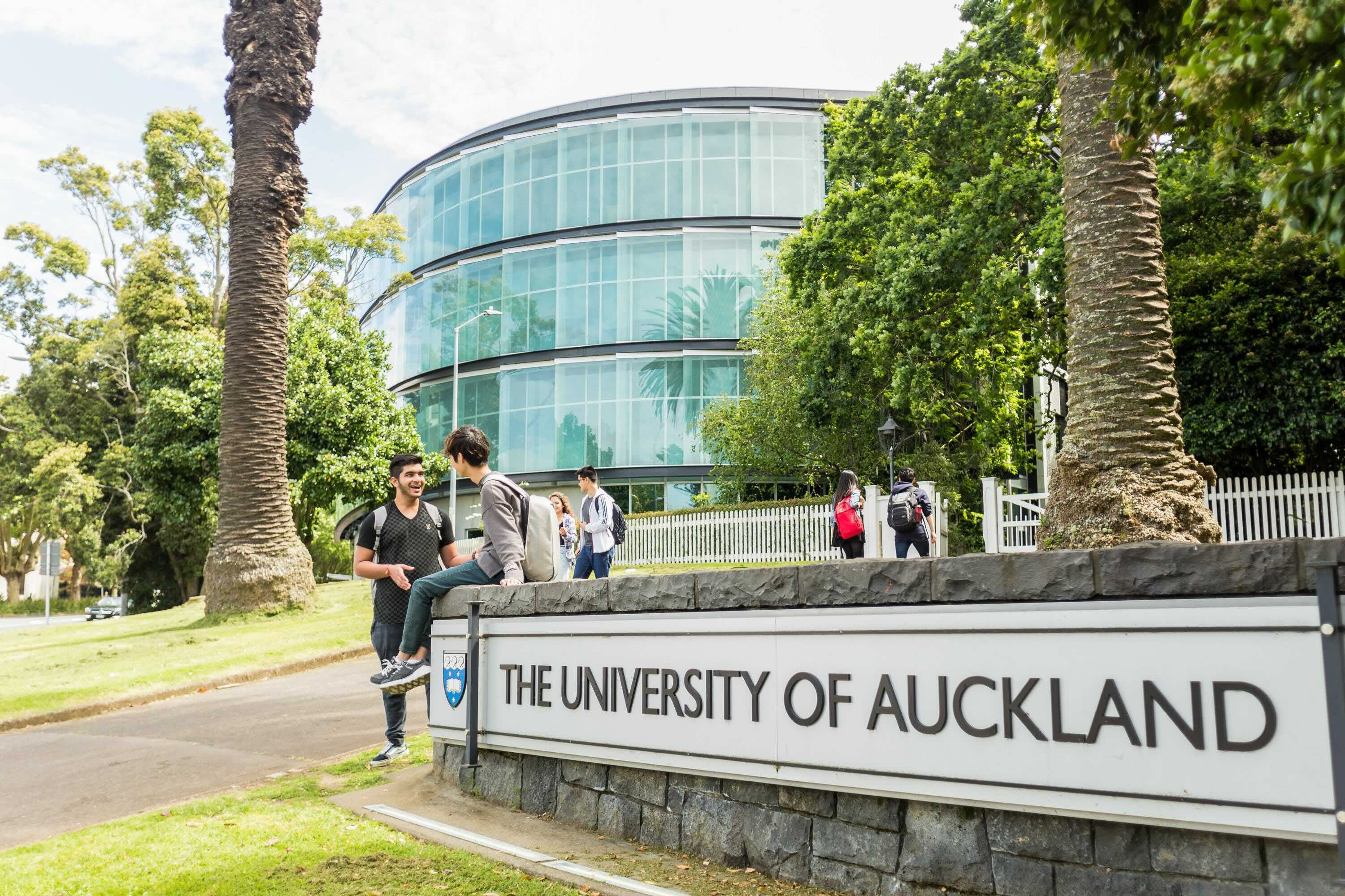 University of Auckland near Alexander Inn