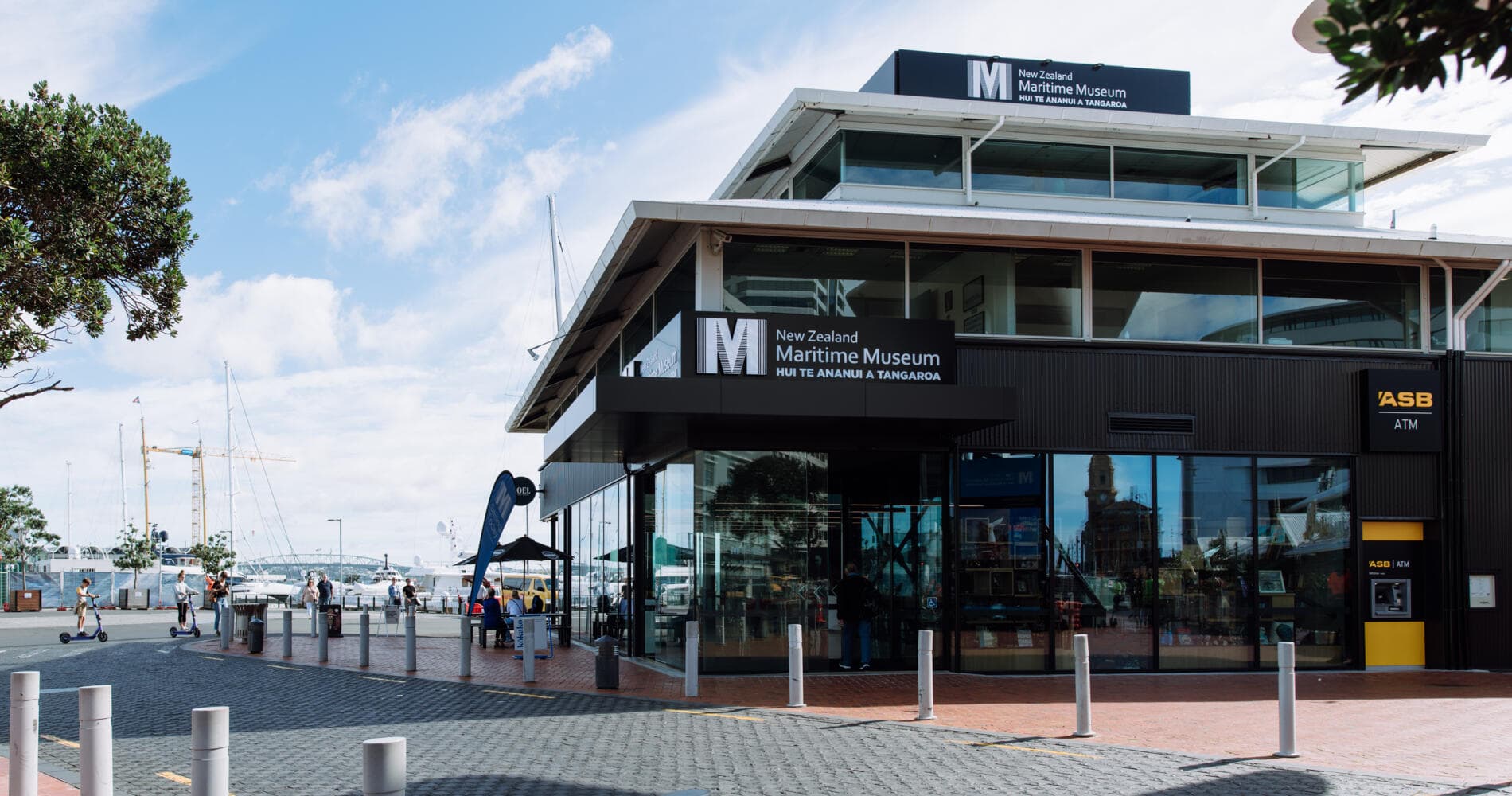 New Zealand National Maritime Museum near Alexander Inn